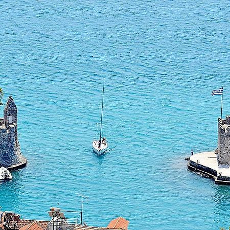 Nafpaktos-Luxury Suite Экстерьер фото
