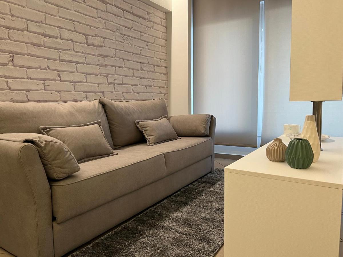 Nafpaktos-Luxury Suite Экстерьер фото