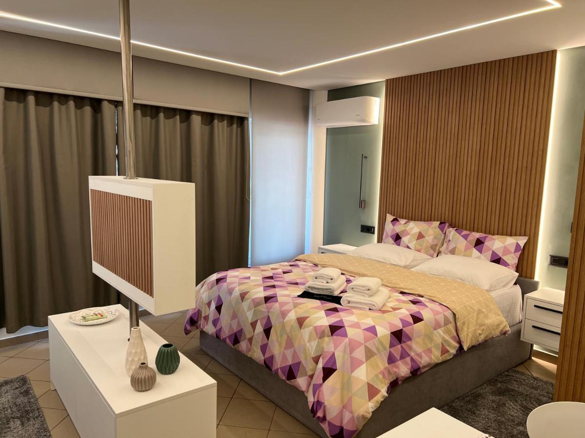 Nafpaktos-Luxury Suite Экстерьер фото