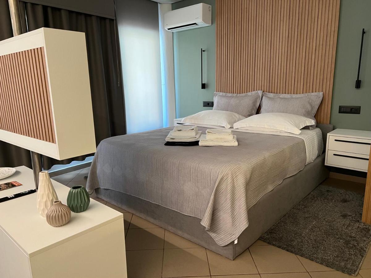 Nafpaktos-Luxury Suite Экстерьер фото