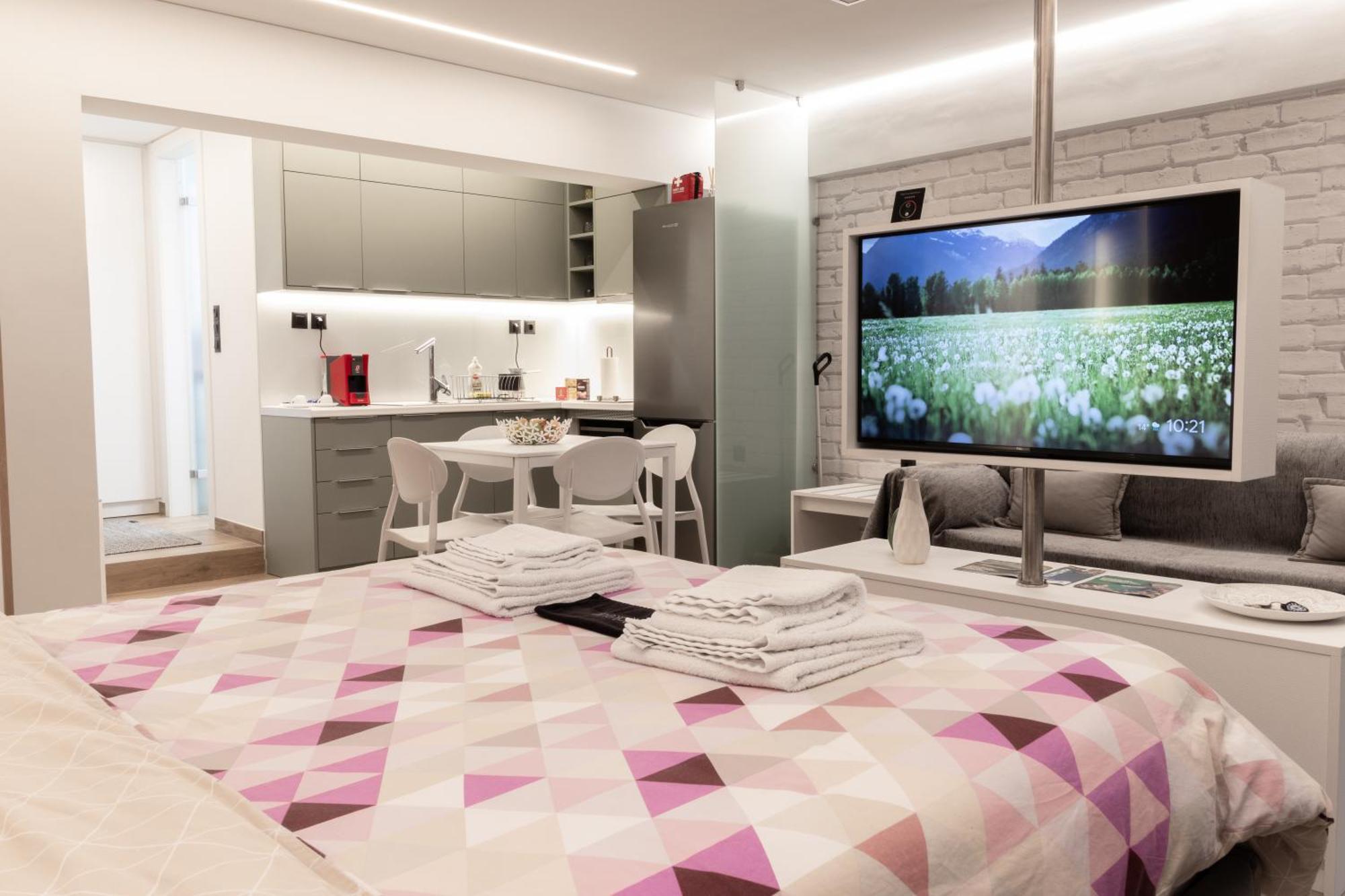 Nafpaktos-Luxury Suite Экстерьер фото