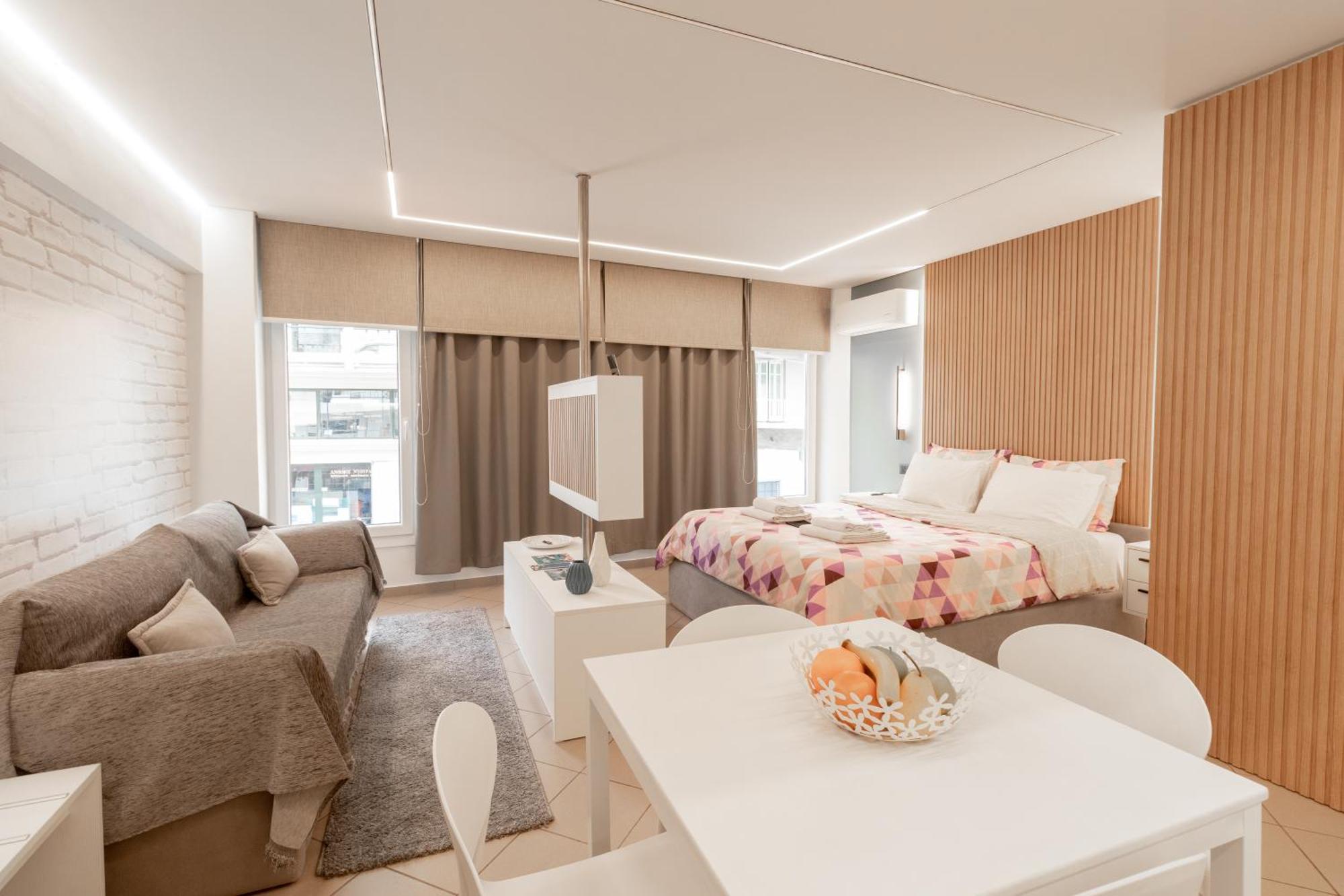Nafpaktos-Luxury Suite Экстерьер фото